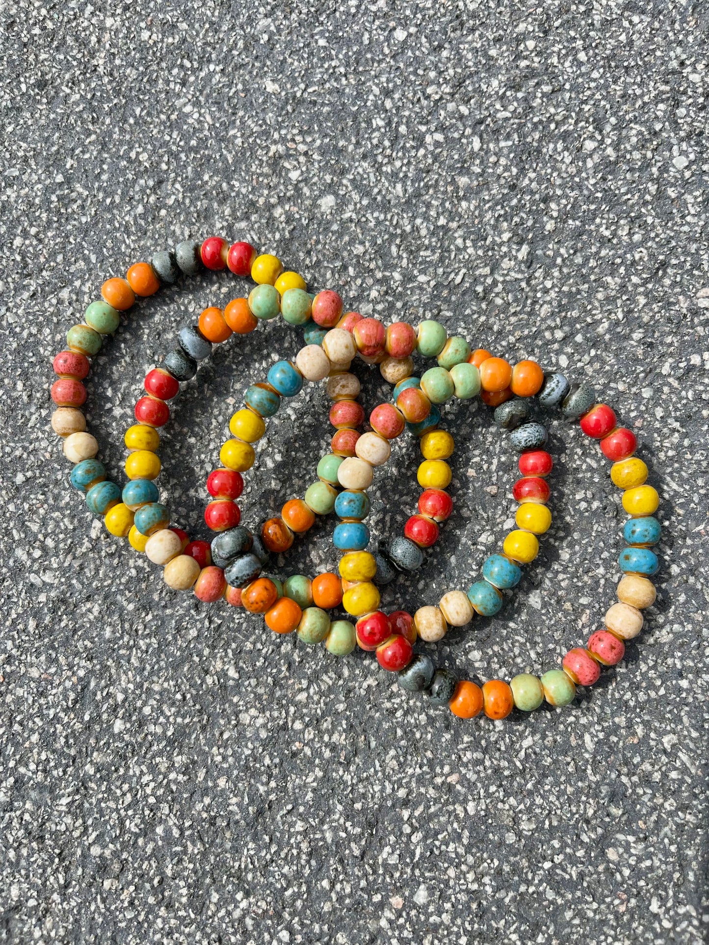 Perlenarmband "Sevilla" aus Keramikperlen 6 mm