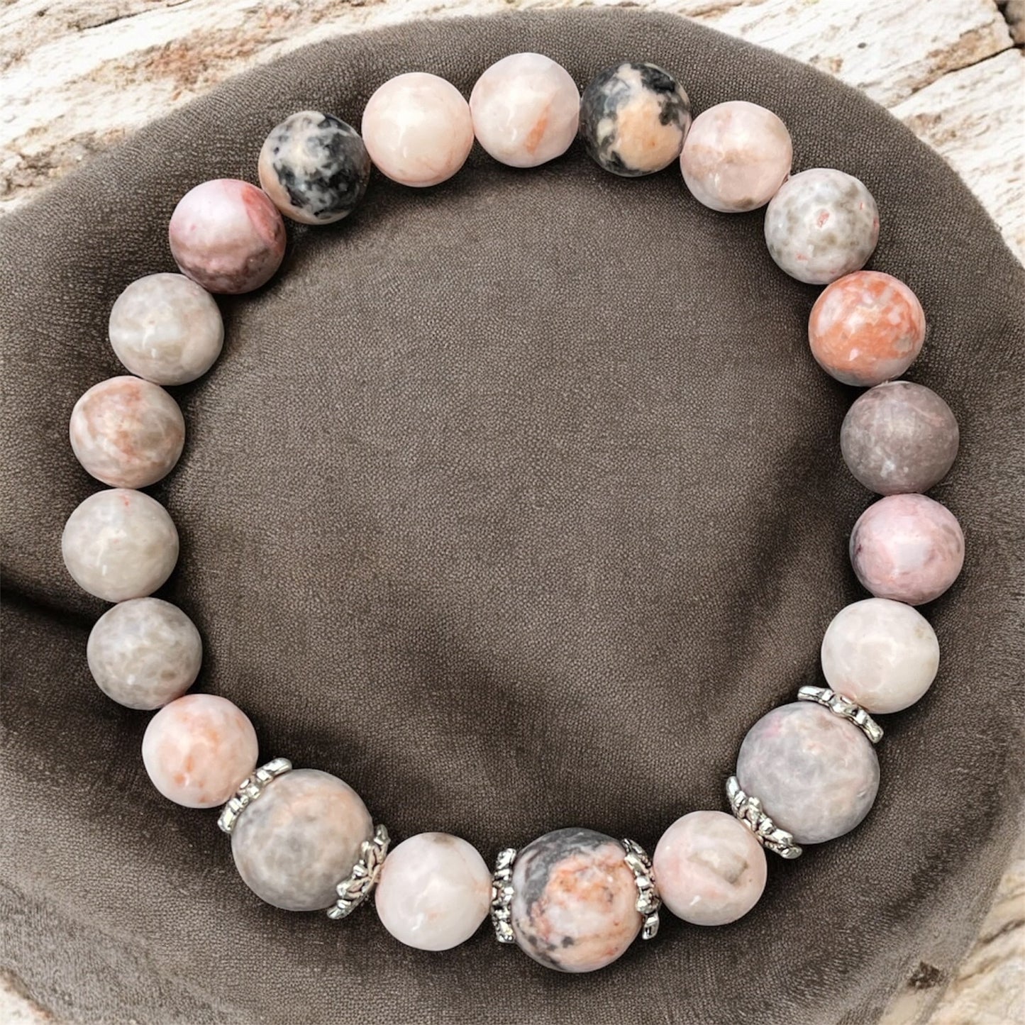 Perlenarmband "Barcelona 2" mit silbernen Applikationen